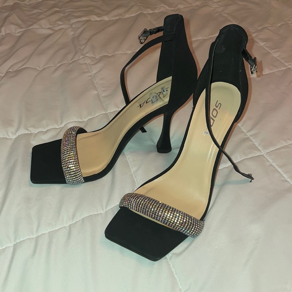 Women's Black Soda Heels
